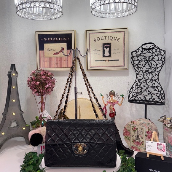 CHANEL 34 JUMBO FLAP BAG! - Picture 11 of 17